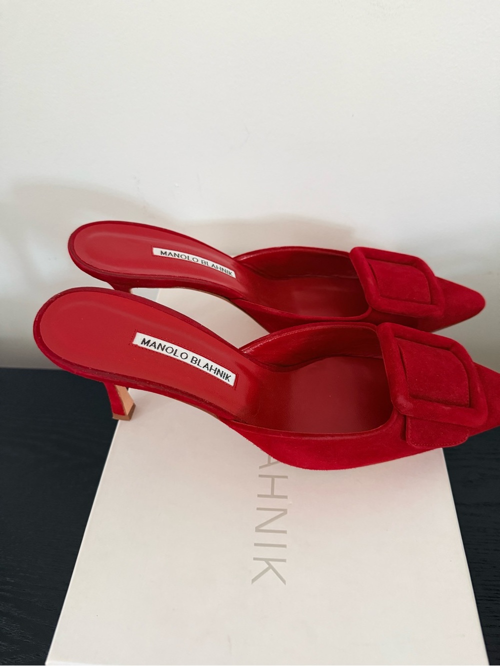 Manolo Blahnik Red Suede Pointed-Toe Buckle Mules - Picture 4 of 7